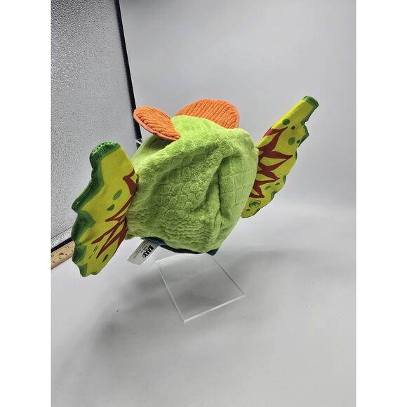 Jurassic Park World BarkBox Dilophosaurus Spittin' Image Dino Collar Toy - Picture 2 of 3